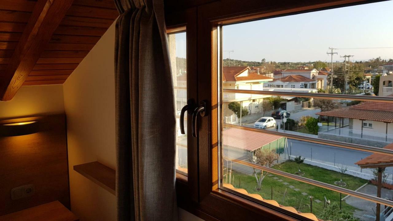 Ferienwohnung Golden Attic Nea Roda Exterior foto