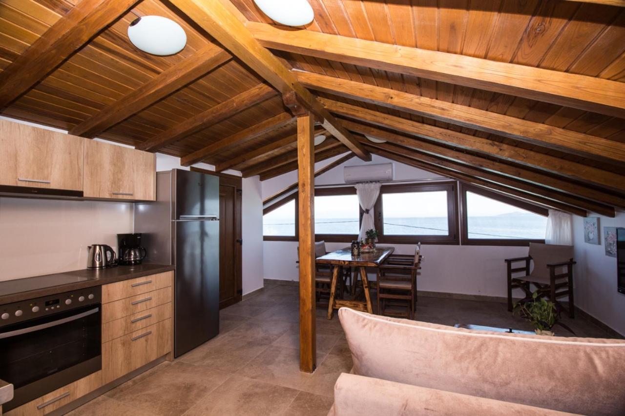 Ferienwohnung Golden Attic Nea Roda Exterior foto