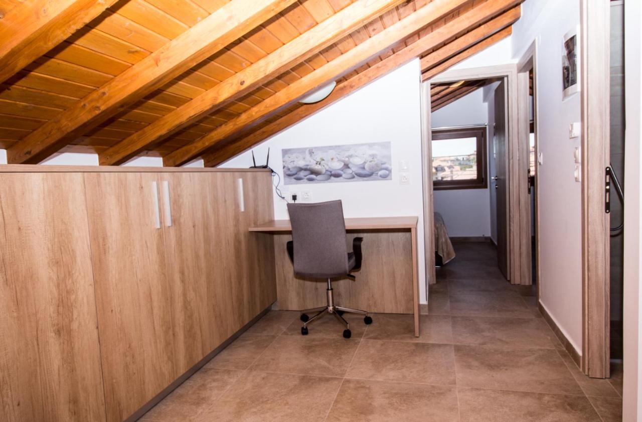 Ferienwohnung Golden Attic Nea Roda Exterior foto